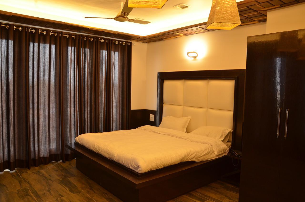 Hotel Bellevue Inn Gangānagar Quarto foto